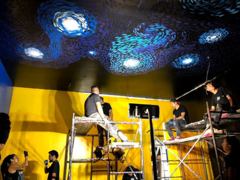 intervención artística van gogh mural